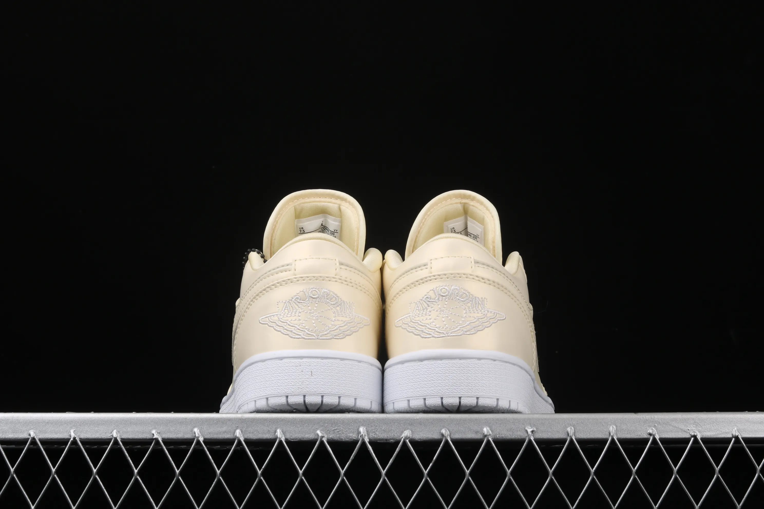 All categories Air Jordan Jordan series basketball shoes Air Jordan 1 Low Air Jordan 1 Low AJ1 Joe 1 low-top cultural and leisure sports sneakers CQ9446-200
